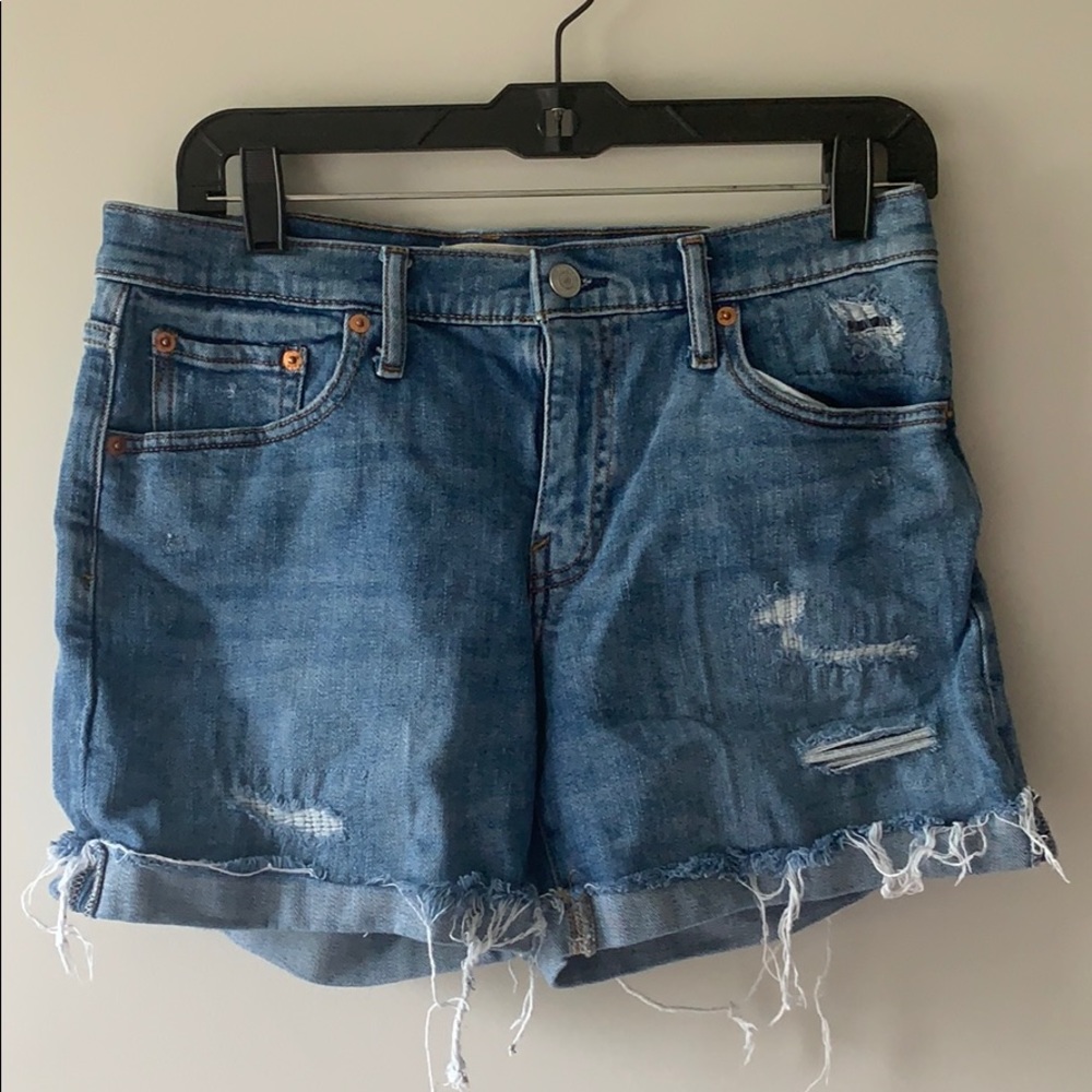 Gap shorts